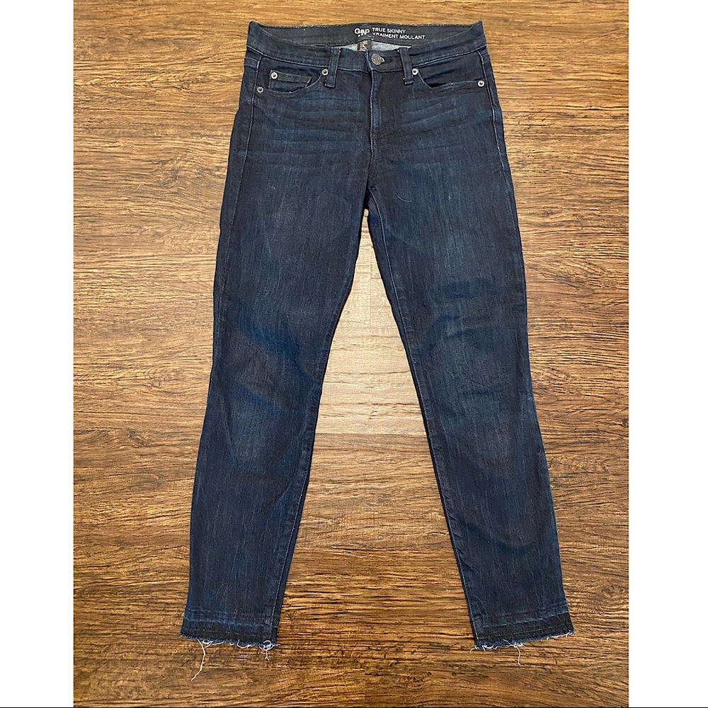 GAP Skinny Jeans